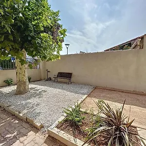Charmante Maison De Avec Jardin, Terrasse Et Terrain De Petanque Fos-sur-Mer